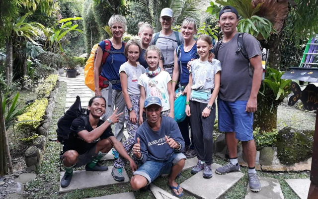 Junia Guesthouse Bukit Lawang