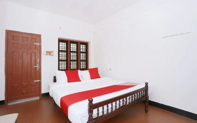 Kaveri Tourist Home by OYO Rooms
