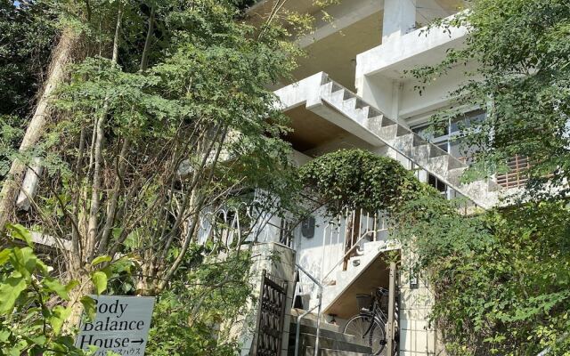 Body Balance House
