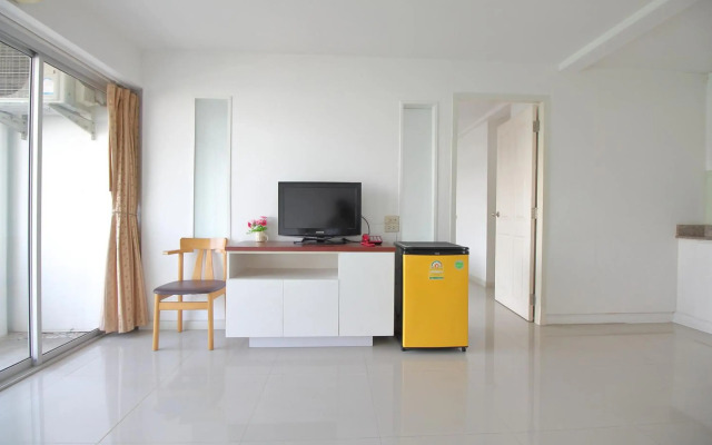 Super OYO 498 Ladawan Villa