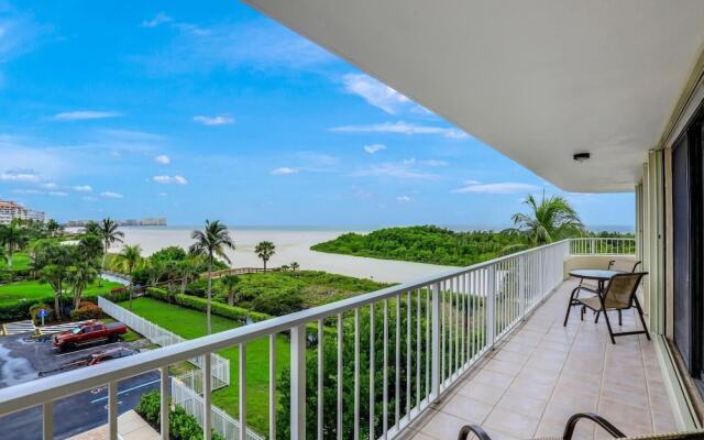Front Unit Facing Beach With Wraparound Balcony