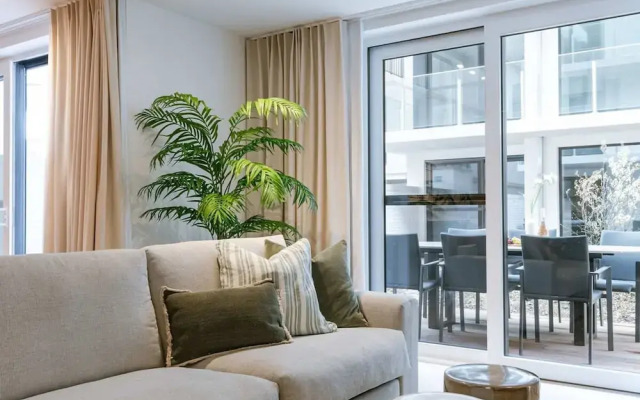 Cozy Ground-floor Apartment With Spacious Terrace