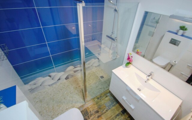 May - pretty holiday property with private pool in Benissa