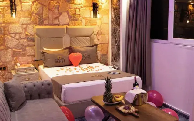 Ren Plus Sui̇tes Otel