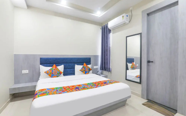Fabexpress Grand Inn I