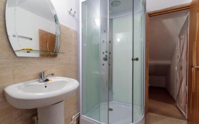 Former Ceausescu'S Vila Crizantema