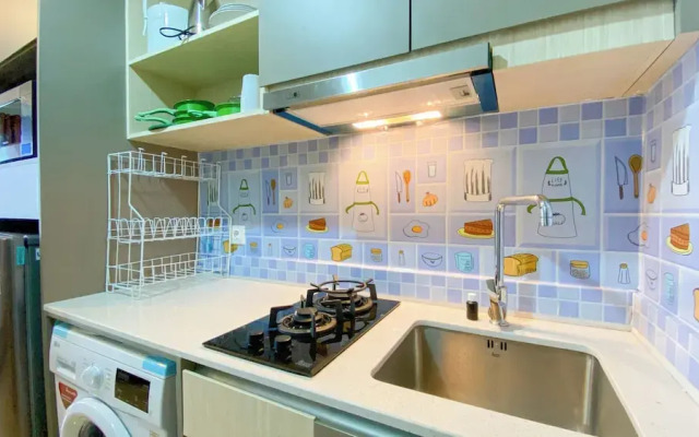 Best Location and Strategic Studio at Gold Coast Apartment PIK