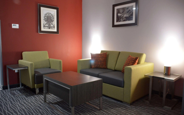 Best Western Plus Sherwood Park Inn & Suites