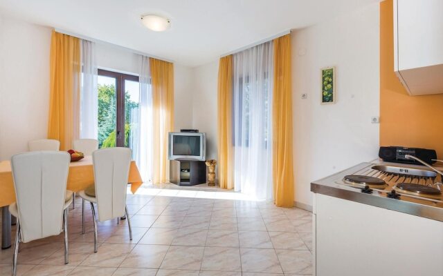 Awesome Home in Matulji With Wifi and 1 Bedrooms