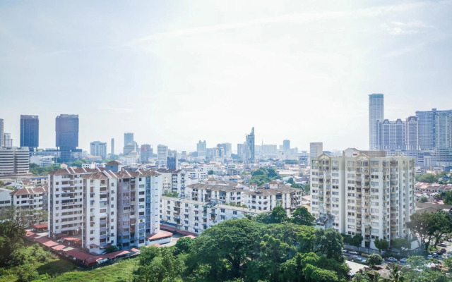 Violet@Beacon#7pax#2carpark#KomtarView