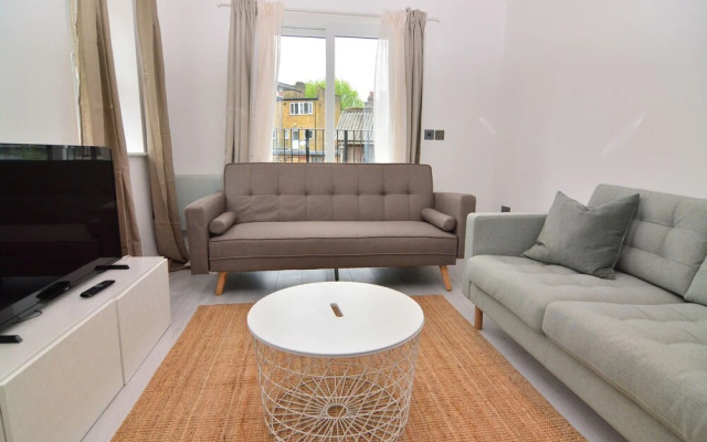 MACARENA WHARF Apartments