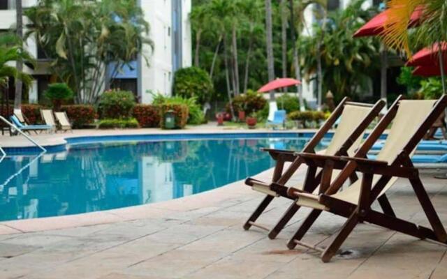 Puerto de Luna Pet Friendly & Family Suites Hotel