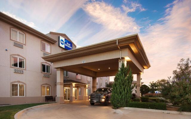 Best Western South Plains Inn & Suites