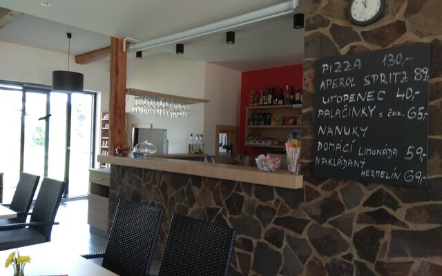 Garni & apartman hotel Albatros