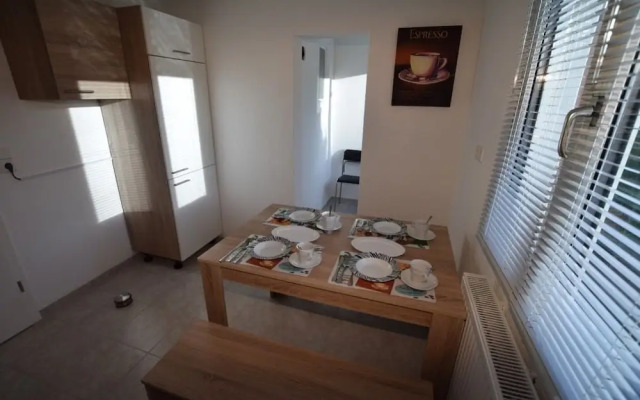 AB Apartment 23 near Cannstatter Wasen