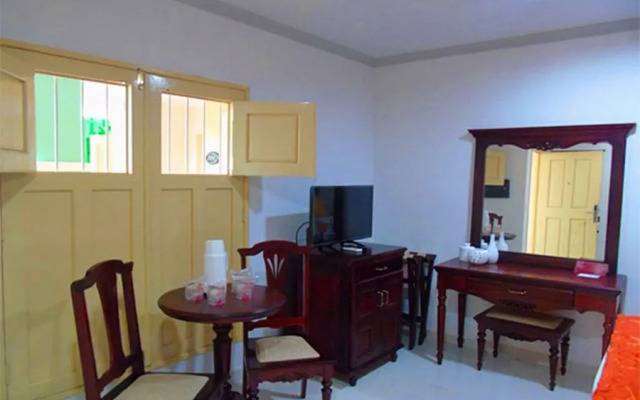 Hotel E La Calesa