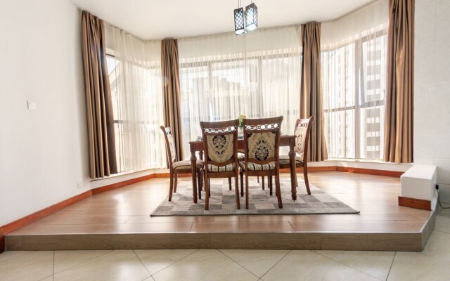 Myra Suites - Homes By Della