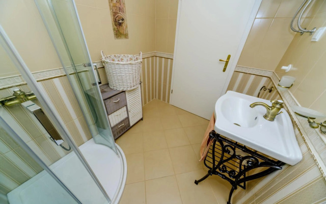 Rustic House Leković