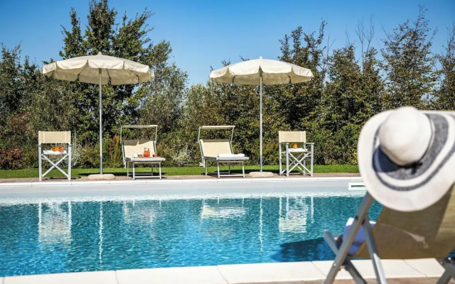 Peccioli Villa With Pool Ac And Privacy