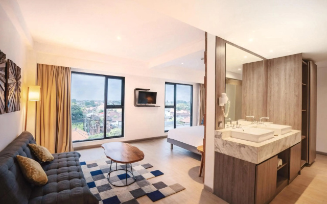 Kamaniiya Petitenget Seminyak