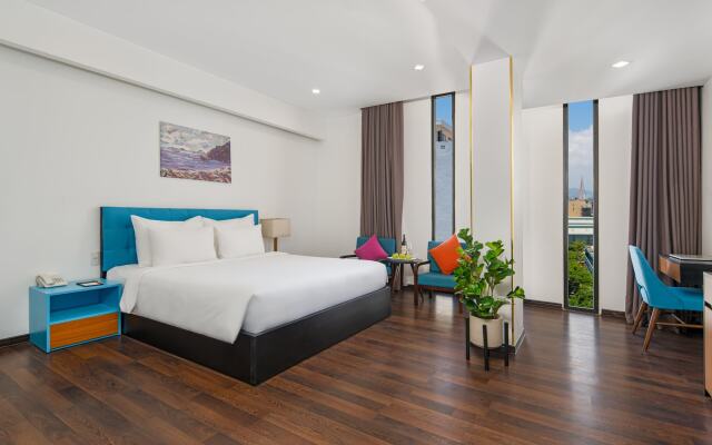 Platinum Danang Hotel
