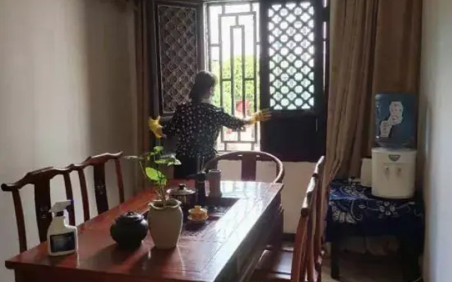 Lin'an Inn