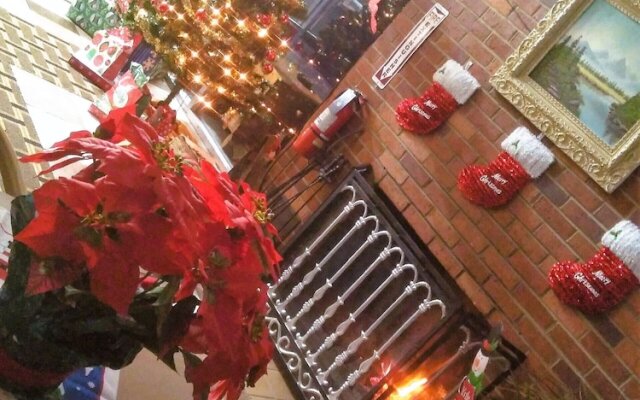 Grand View Plaza Inn & Suites