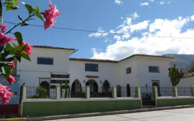 Los Pinos Lodge