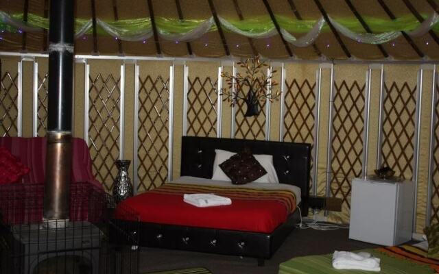 Woodside Spa & Glamping