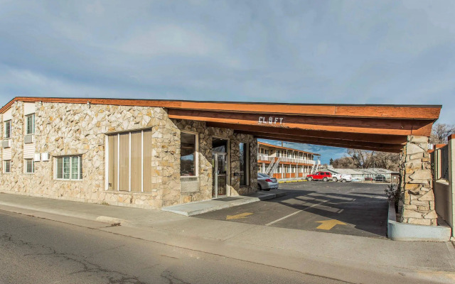 Motel 6 Hermison, OR - Umatila