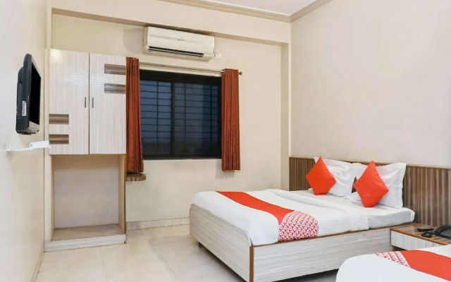 Suraj Residency by OYO Rooms
