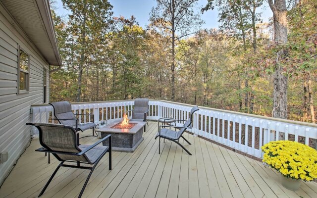 Tranquil Family Retreat w/ Fire Pit & Grill!
