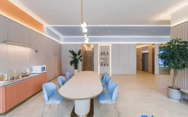 HanTing Hotel (Jiaozuo Wen County Sima Street)