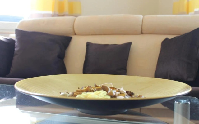 Haus Flora (Ferienwohnungen)