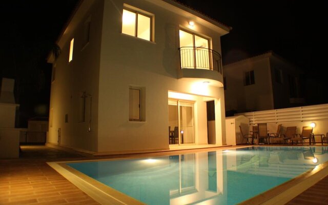 Palm Tree Villas