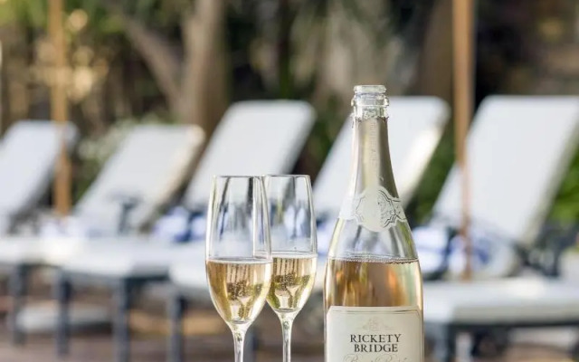 Rickety Bridge Manor House