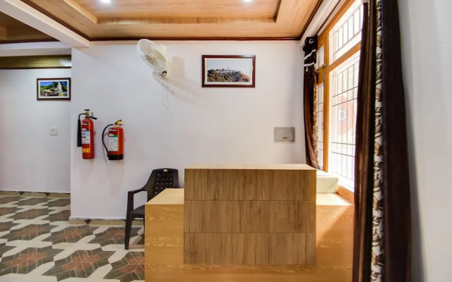 Oyo 47165 The Pine Stay