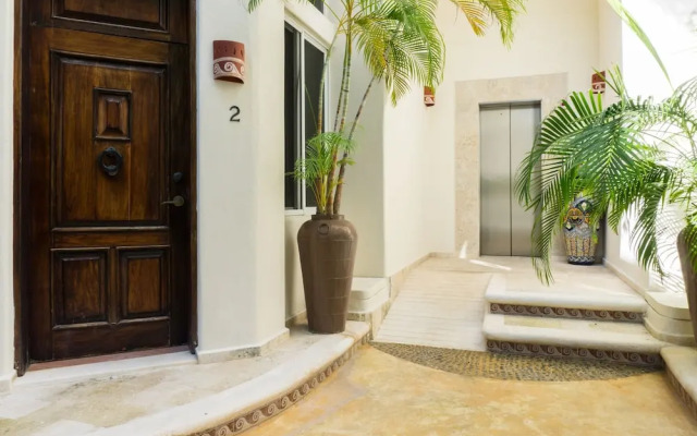 Royal Palms 9 1 Bedroom Condo by RedAwning