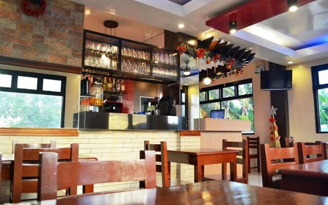 Casa Del Camba Hotel and Restaurant near Hundred Islands