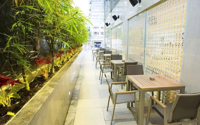 CAPITAL O 1038 Mismo Hotel