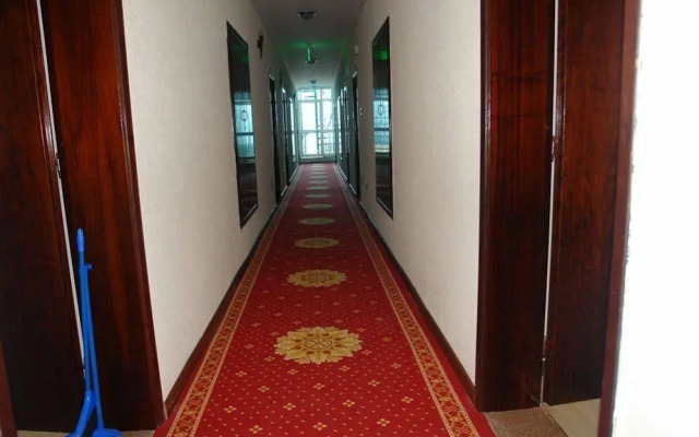 Sarem International Hotel