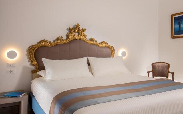 GCF Luxury Suites, Guest House