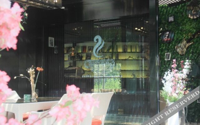 Yangjiang Minghao Hotel