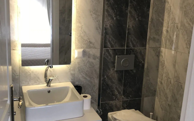 Hi̇mm Hotel