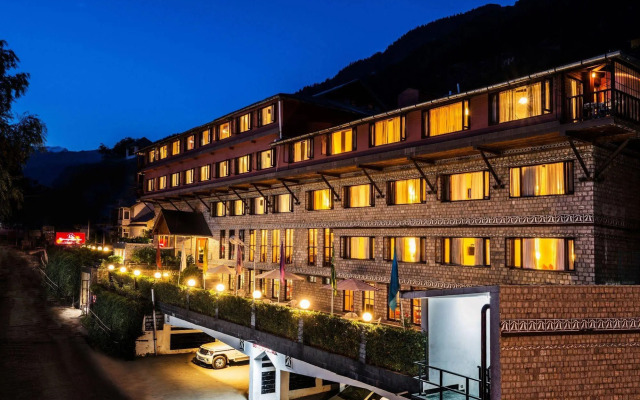 Honeymoon Inn