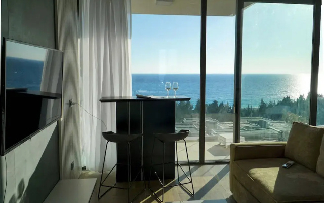 Olea Residence, Luxury sea View Apartment With Private Beach