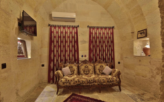 Aren Cave Hotel