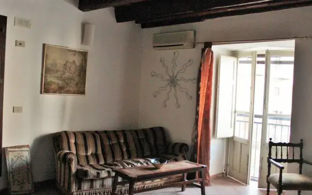 Filippo's Holiday House