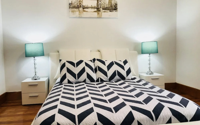 Boston Lodge and Suites