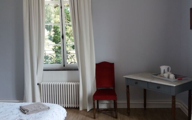 Petit manoir de la berthenlaire